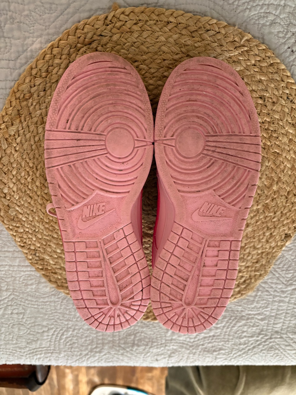 Nike Low-Top Sneakers in Light Pink with Hot Pink Swoosh *Gently preowned - Picture 3 of 8